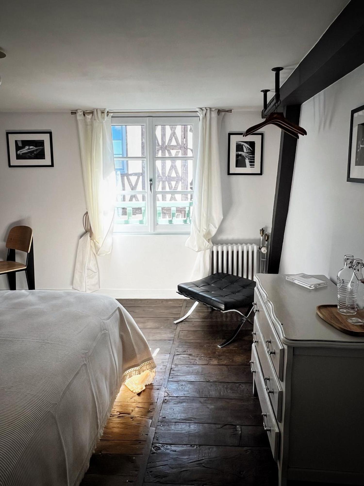 Maison D'Hote Les Allois ลิมอจส์ ภายนอก รูปภาพ